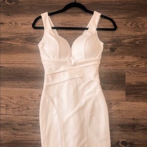White bodycon dress